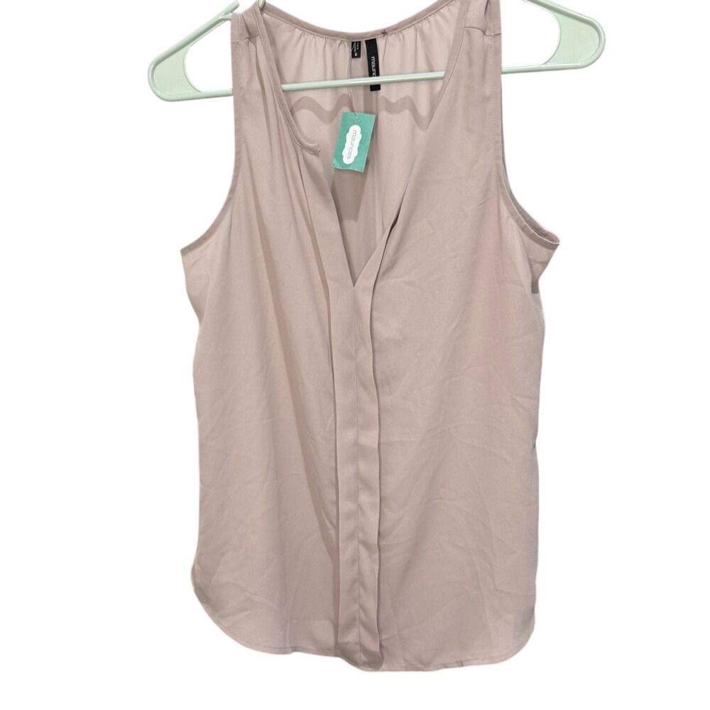 Maurices Womens Sleeveless V-Neck Pleated Front‎ Blouse Taupe Small NWT